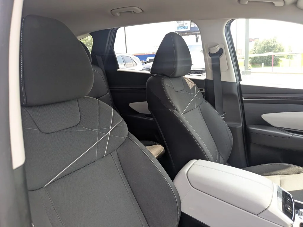 Used 2022 Shimmering Silver Hyundai SEL image 25