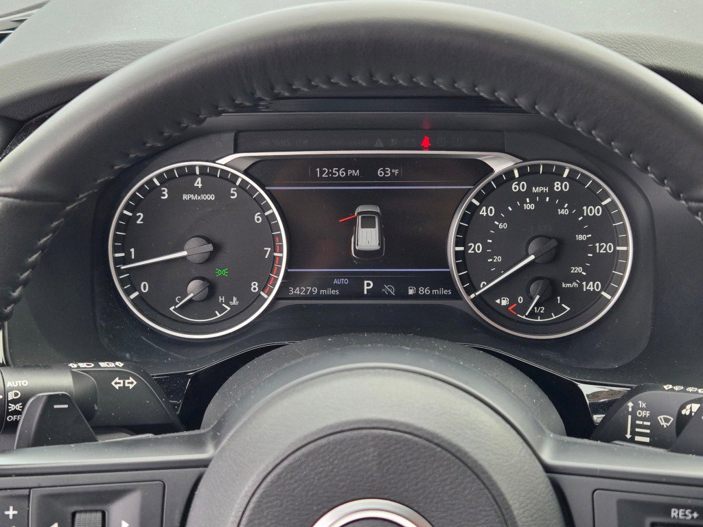 2025 Nissan Pathfinder SV - Photo 35