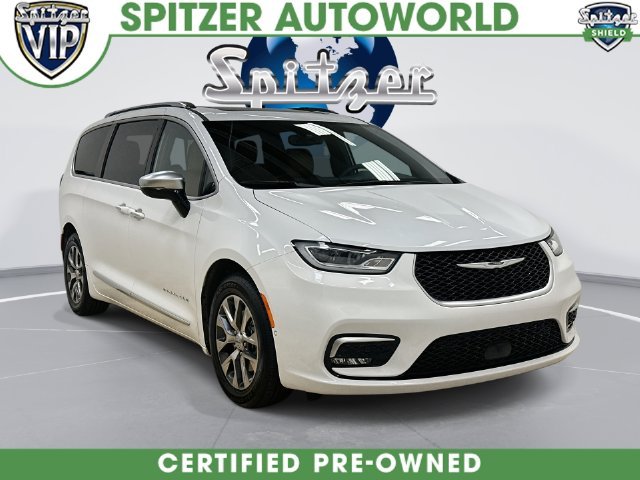 2023 Chrysler Pacifica Hybrid Pinnacle