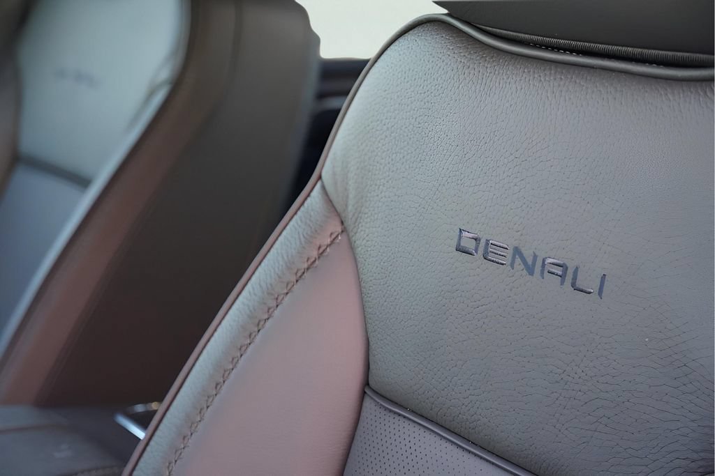 2026 GMC Sierra 1500 Denali - Photo 10