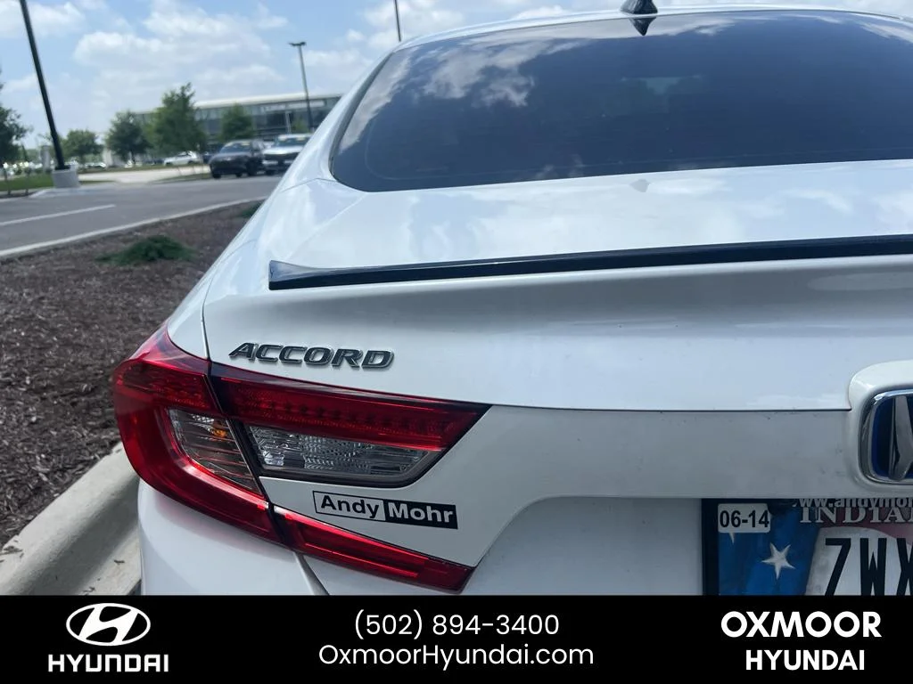 Used 2022 Platinum White Pearl Honda Sport image 16