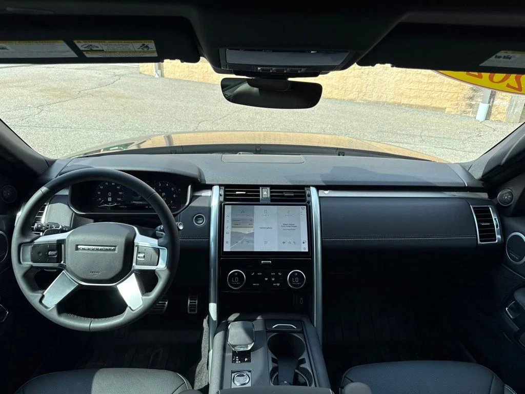 Used 2026 Red Land Rover  image 21