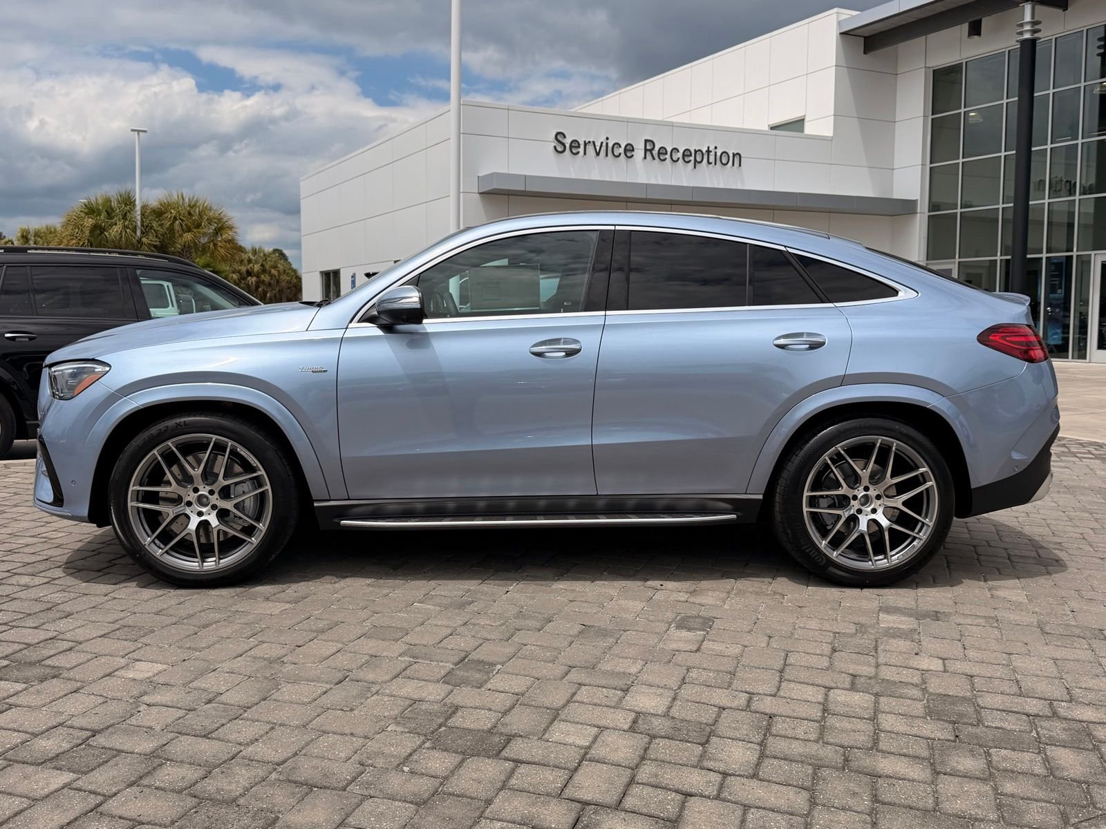 New 2026 MANUFAKTUR Cote D Azur Light Blue Metallic Mercedes-Benz GLE 53 AMG® image 11