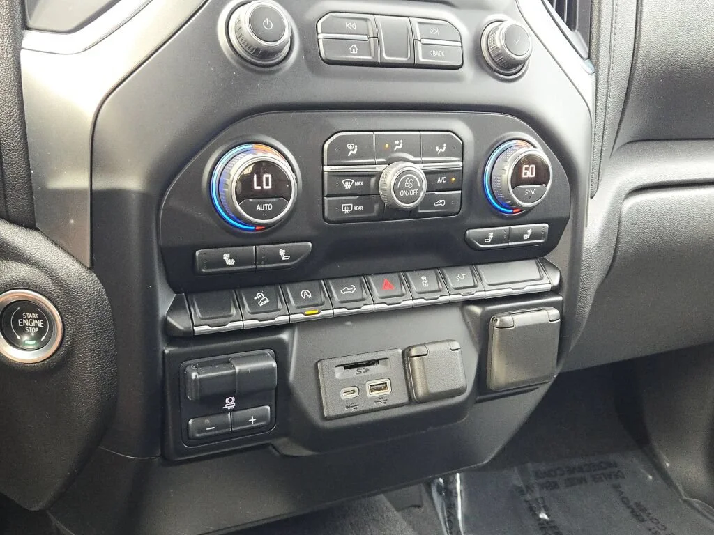 Used 2021 Black Chevrolet LT image 21