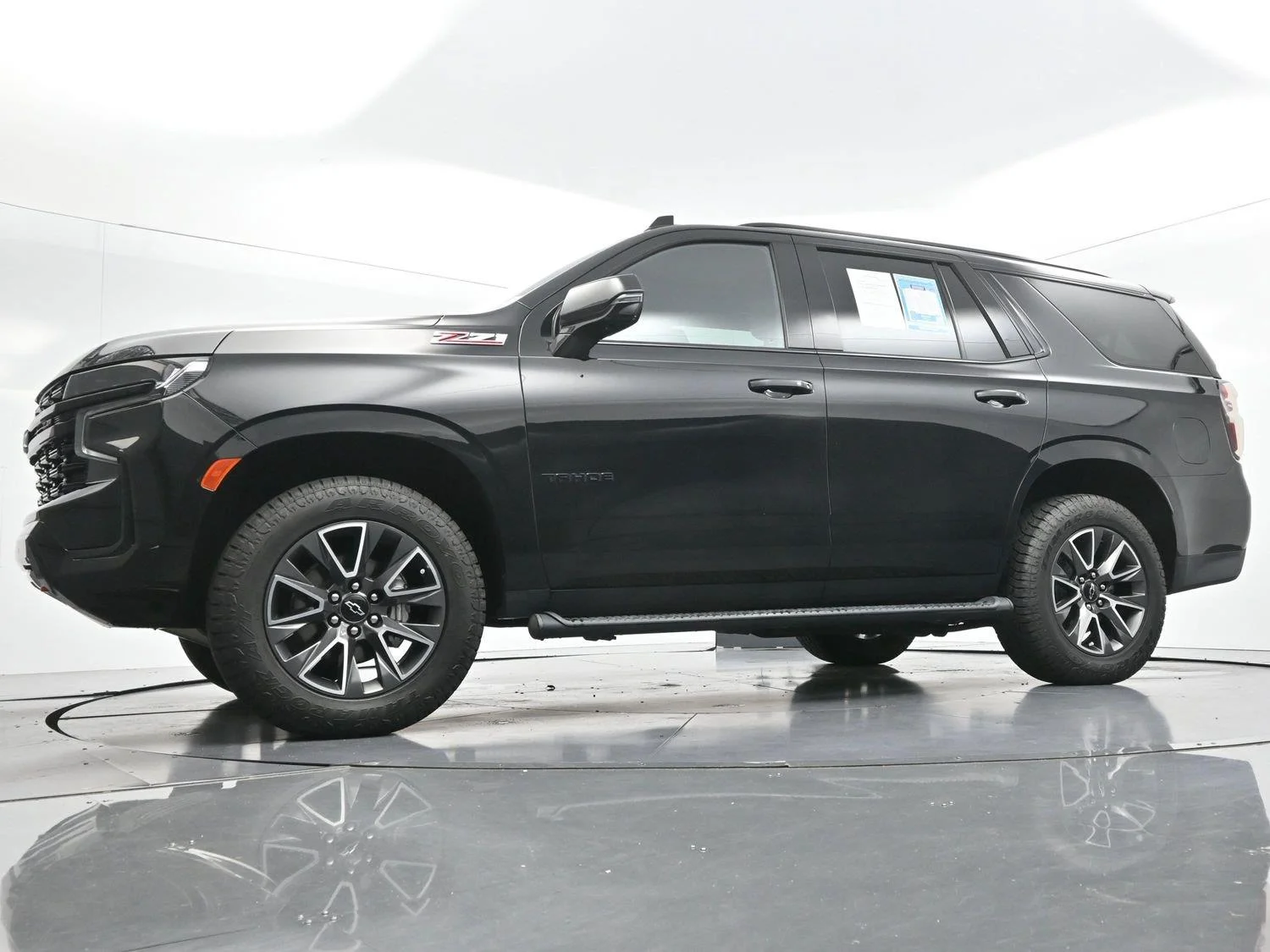 Used 2024 Black Chevrolet Z71 image 55