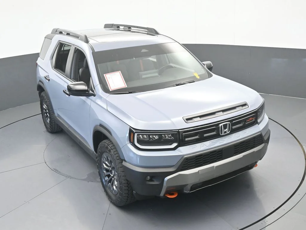 Used 2026 Sonic Gray Pearl Honda TrailSport image 56