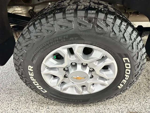2021 Chevrolet Silverado 2500HD LTZ - Photo 11