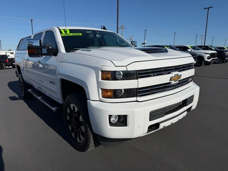 2017 Chevrolet Silverado HD LTZ 4WD Crew Cab Standard Box's photo