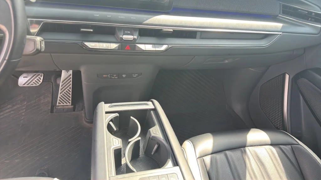 Used 2024 Green Kia GT-Line image 18