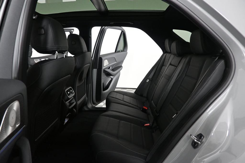 New 2026 MANUFAKTUR Alpine Grey Mercedes-Benz GLE 450 image 19