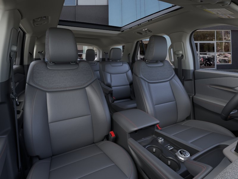 New 2026 Star White Metallic Tri-Coat Ford Active image 10