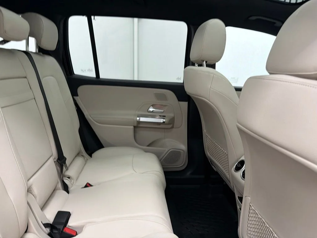New 2026 Black Mercedes-Benz GLB 250 image 26