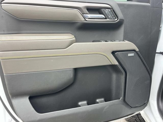Used 2023 White Chevrolet ZR2 image 28