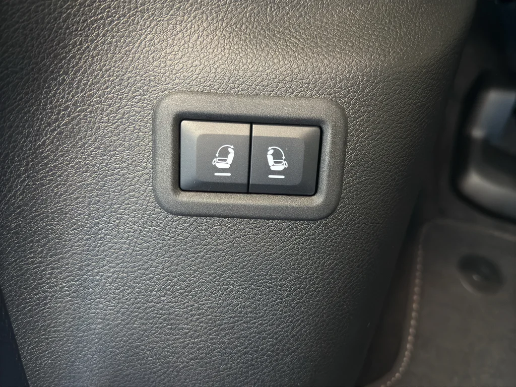New 2026 Velvet Red Pearlcoat (DISC) Jeep Limited Altitude image 15