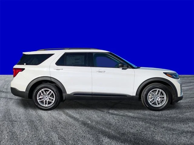 New 2026 Star White Metallic Tri-Coat Ford Active image 3