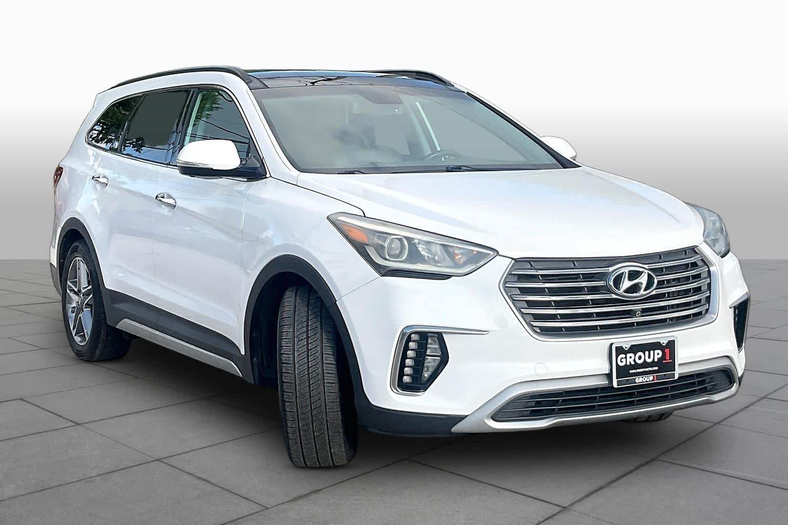 Pre-Owned 2017 Hyundai Santa Fe Limited Ultimate