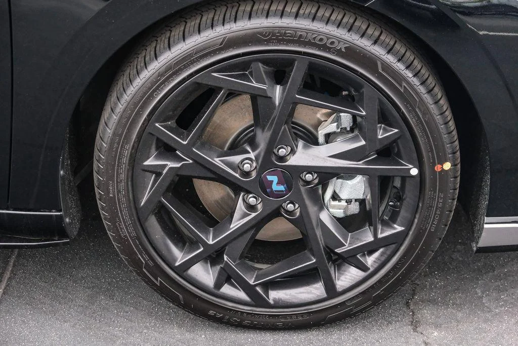 2025 Hyundai Elantra N Line - Photo 10