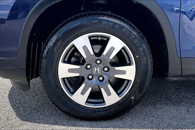 Used 2017  Honda RTL-T image 29