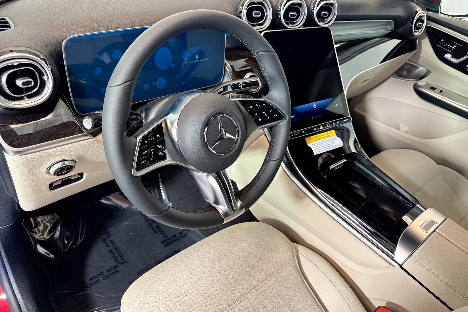 New 2026 MANUFAKTUR Patagonia Red Metallic Mercedes-Benz GLC 300 image 9