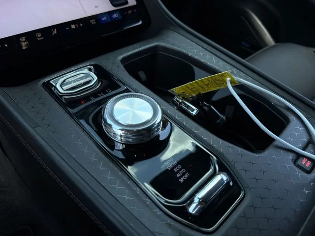 Used 2024 Red Jeep Launch Edition image 28