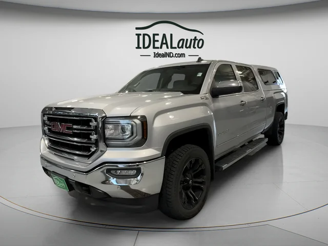 2017 GMC Sierra 4WD Crew Cab Standard Box SLT's photo