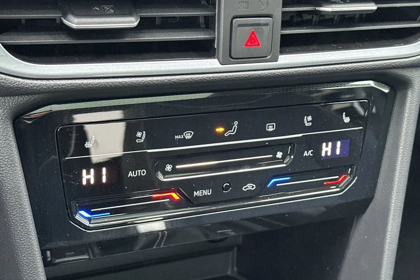 2026 Volkswagen Taos SEL - Photo 21
