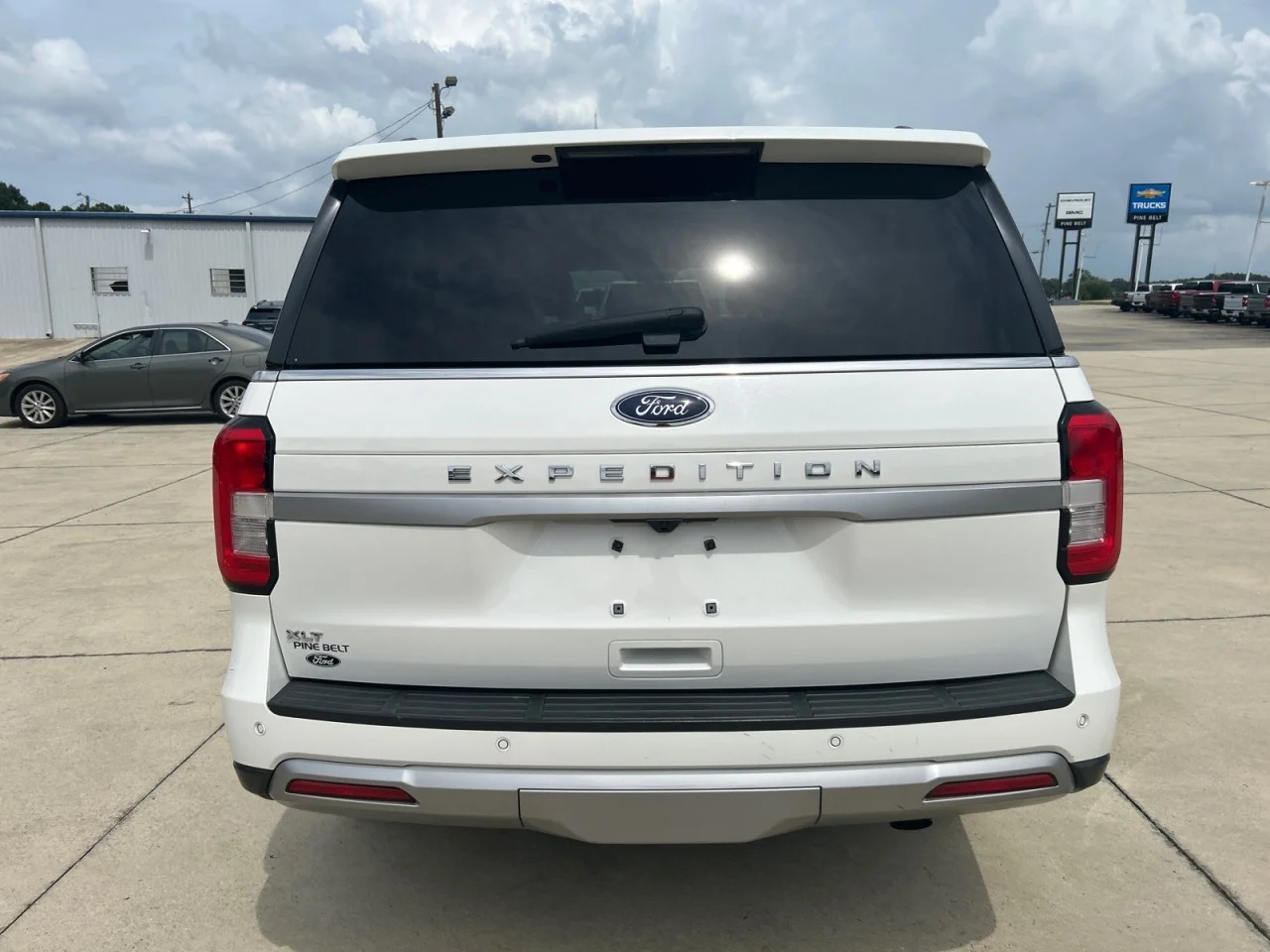 Used 2022 White Ford XLT image 6