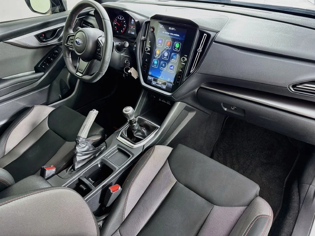 Used 2024 White Subaru Base image 30