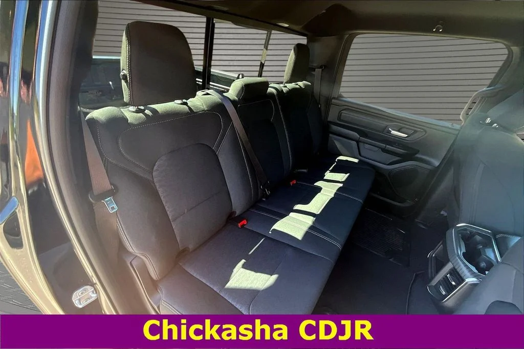 New 2026 Diamond Black Crystal Pearl-Coat Exterior Paint RAM Express image 8