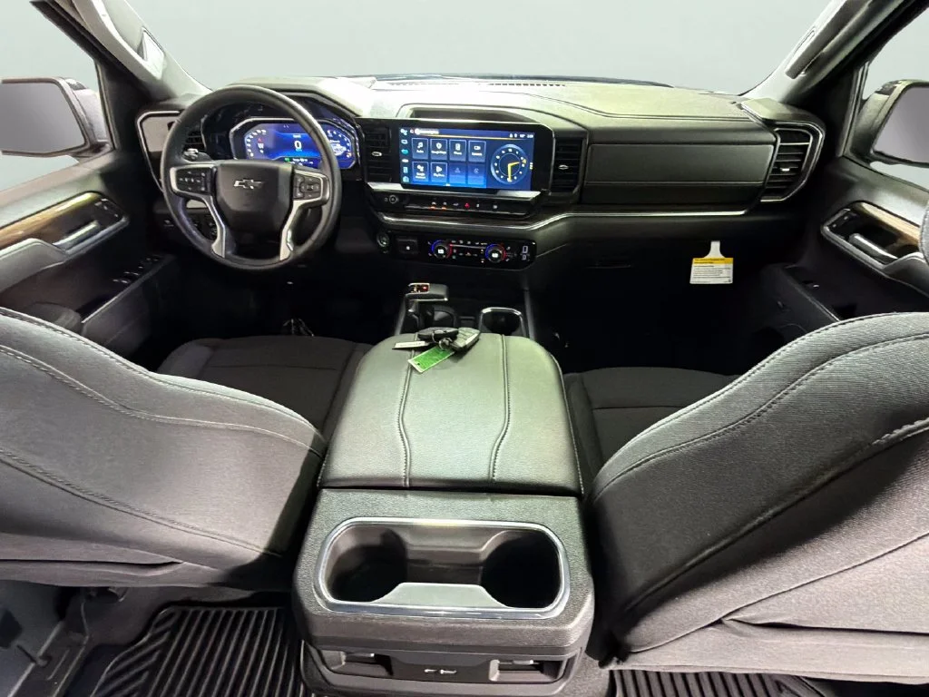 Used 2025 Sterling Gray Metallic Chevrolet RST image 32