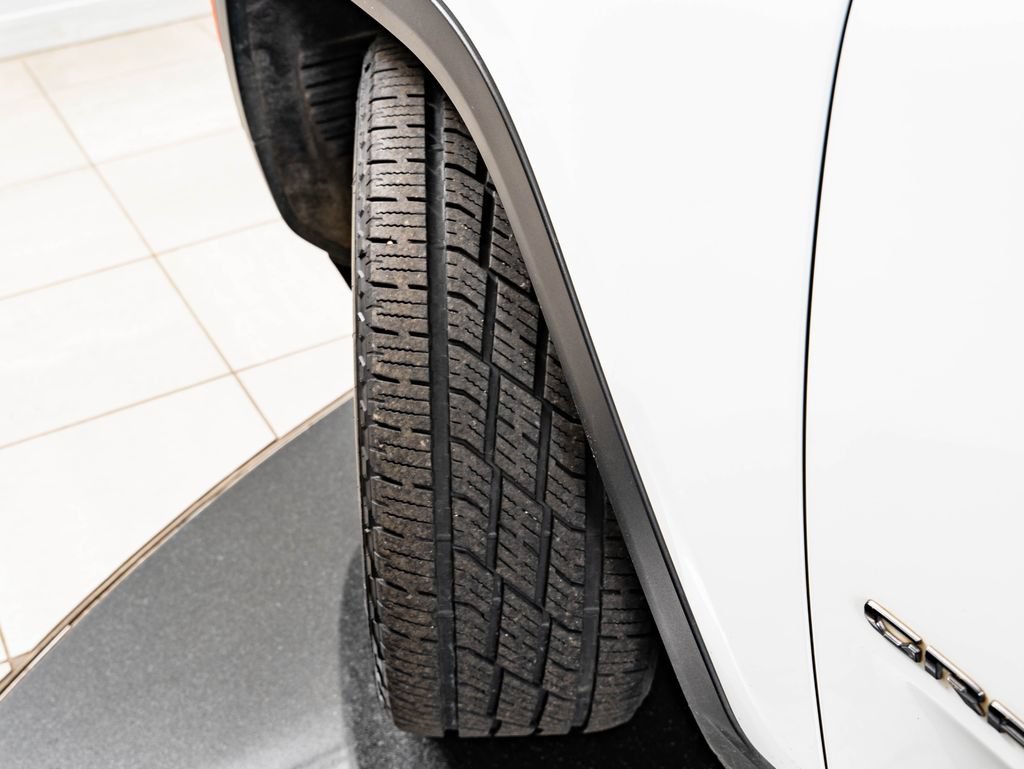 Used 2023 Bright White Clearcoat Jeep Altitude image 48