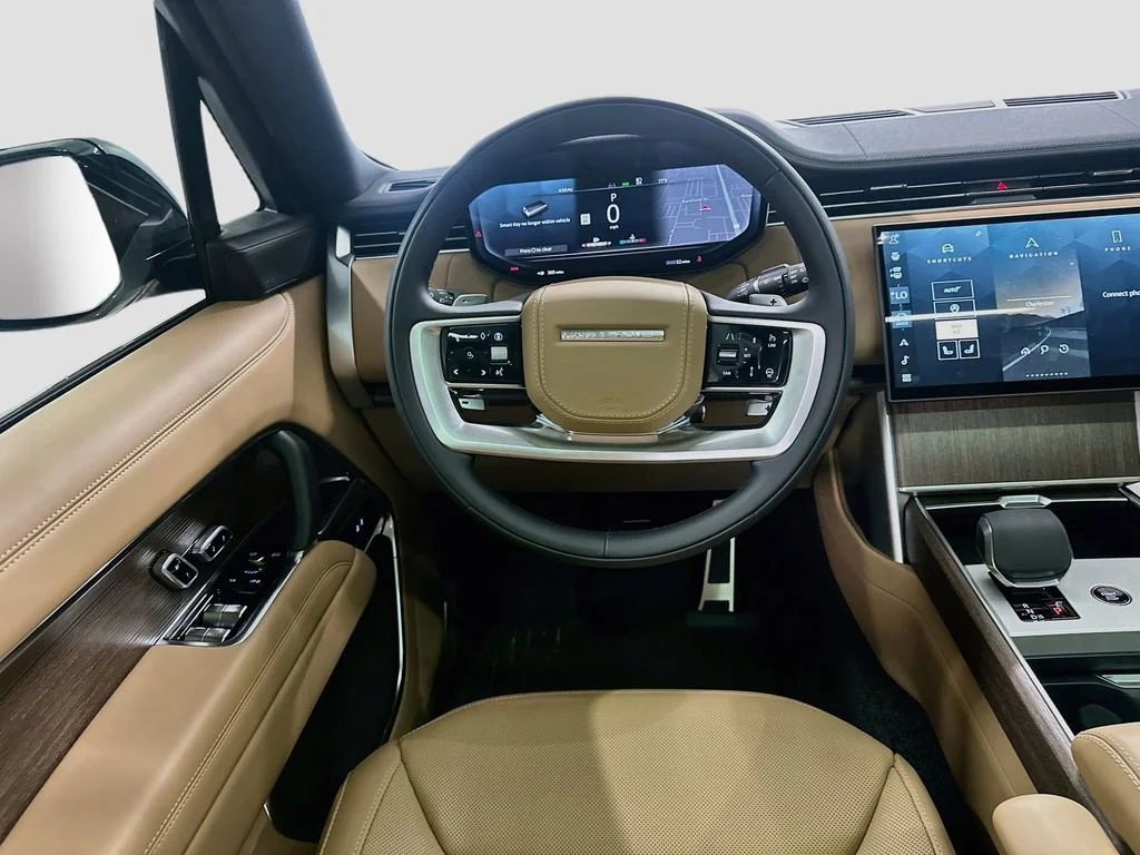 New 2026 Belgravia Green Metallic Land Rover SE image 23