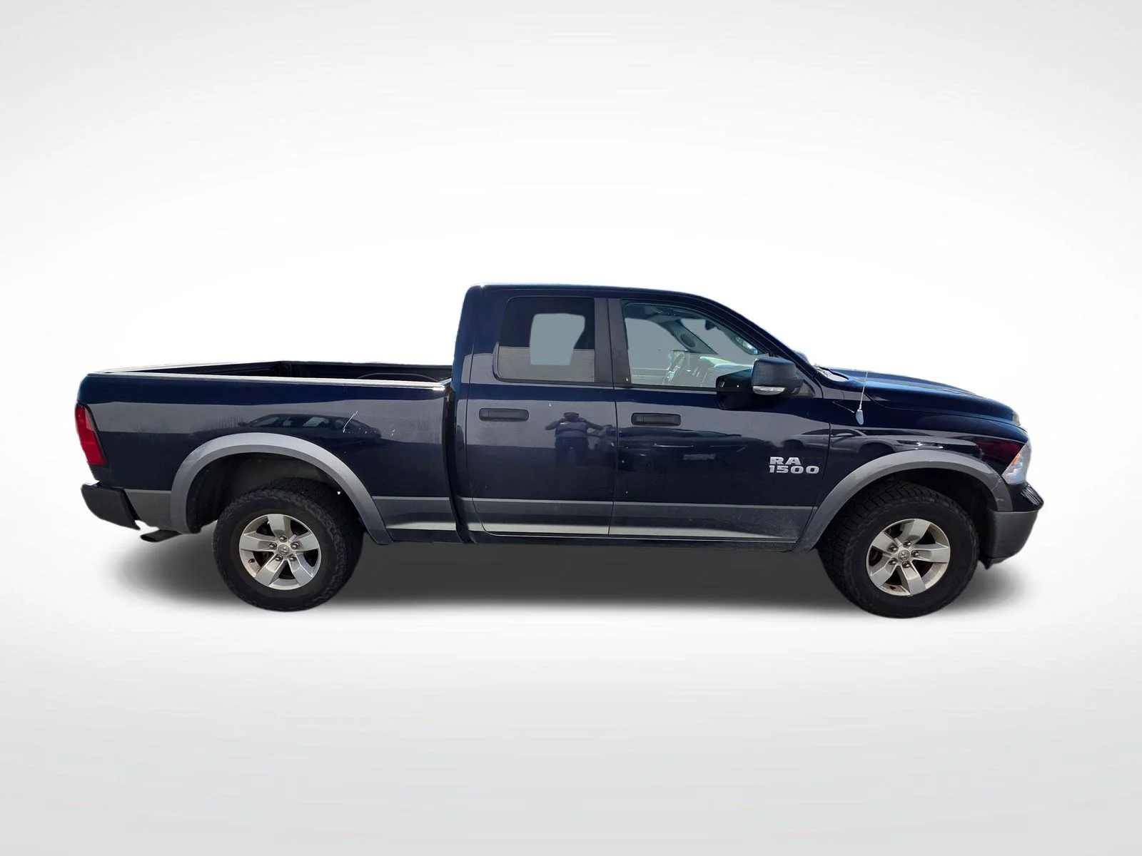 Used 2013 True Blue Pearlcoat Ram SLT image 4