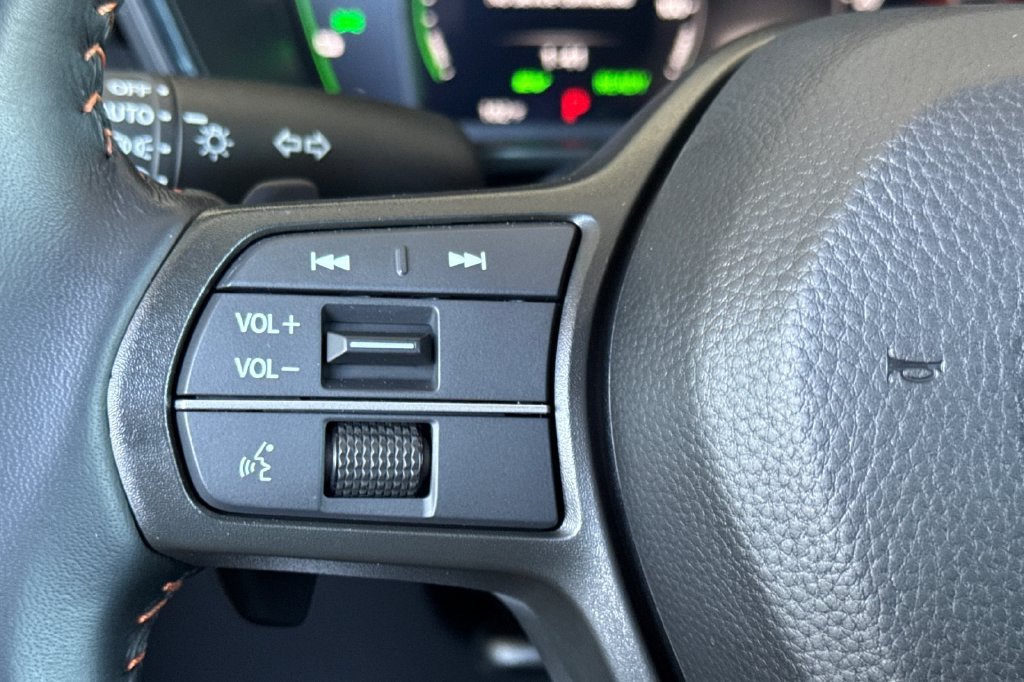 Used 2026 Meteorite Gray Metallic Honda Sport-L image 29