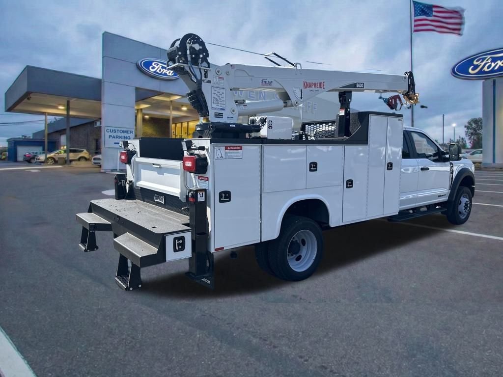 2025 Ford F-550 Super Duty Chassis Cab XL - Photo 5