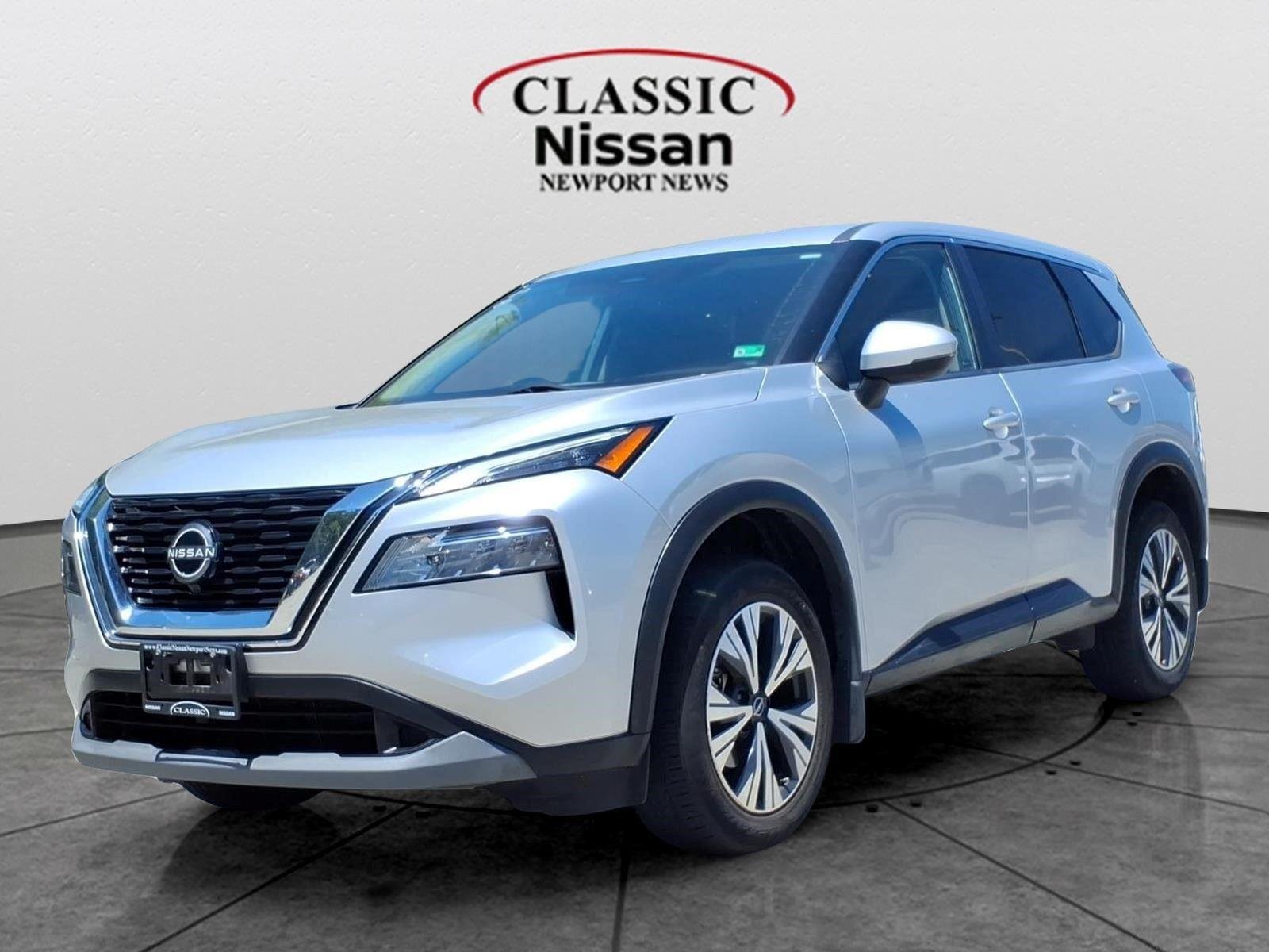 2022 Nissan Rogue SV FWD's photo