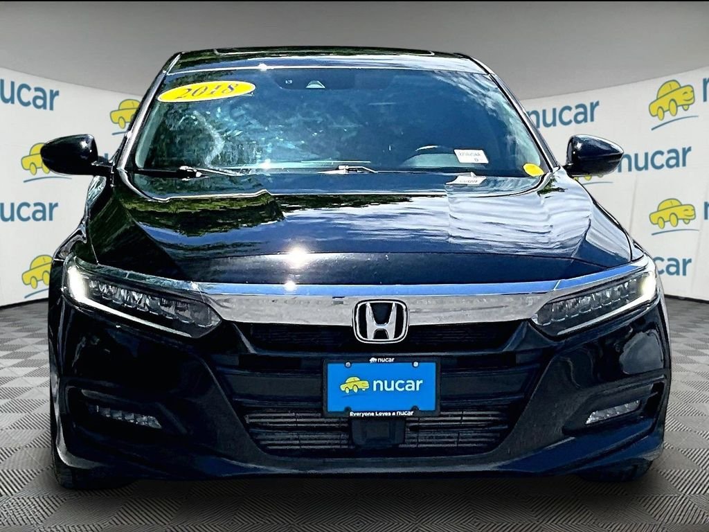 Used 2018 Black Honda Touring image 2