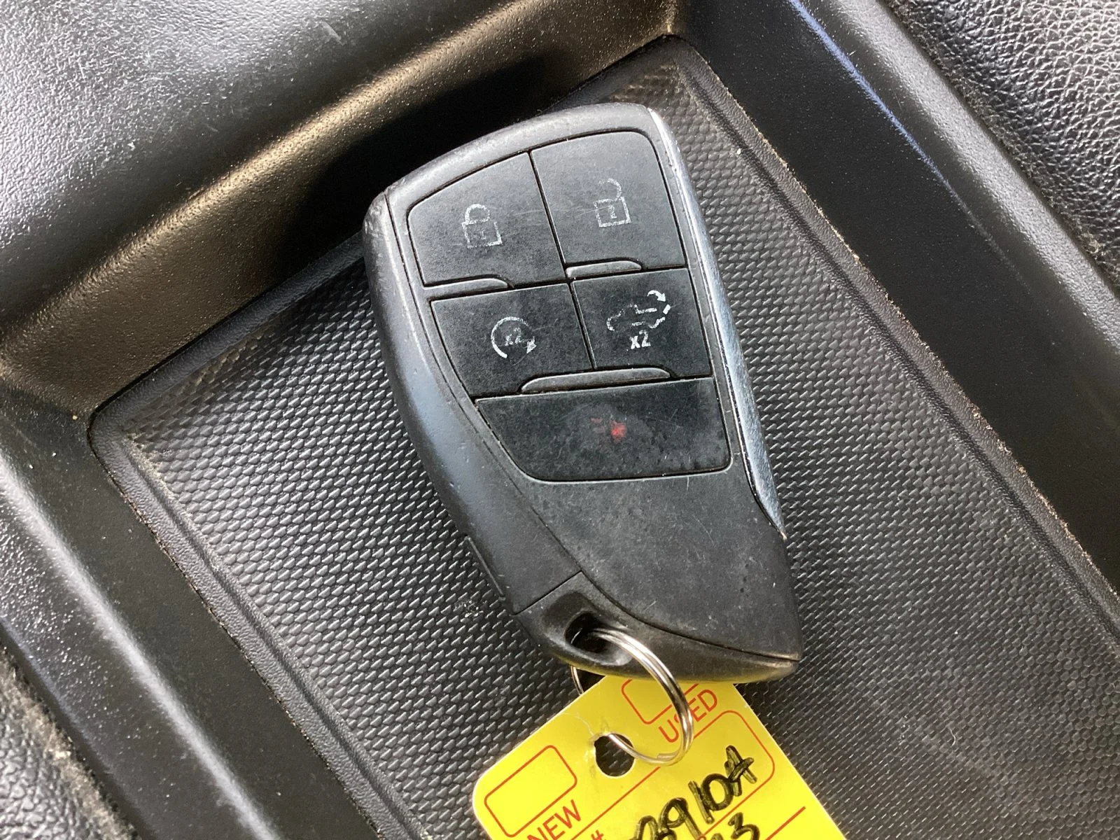 Used 2023 Northsky Blue Metallic Chevrolet Custom image 30