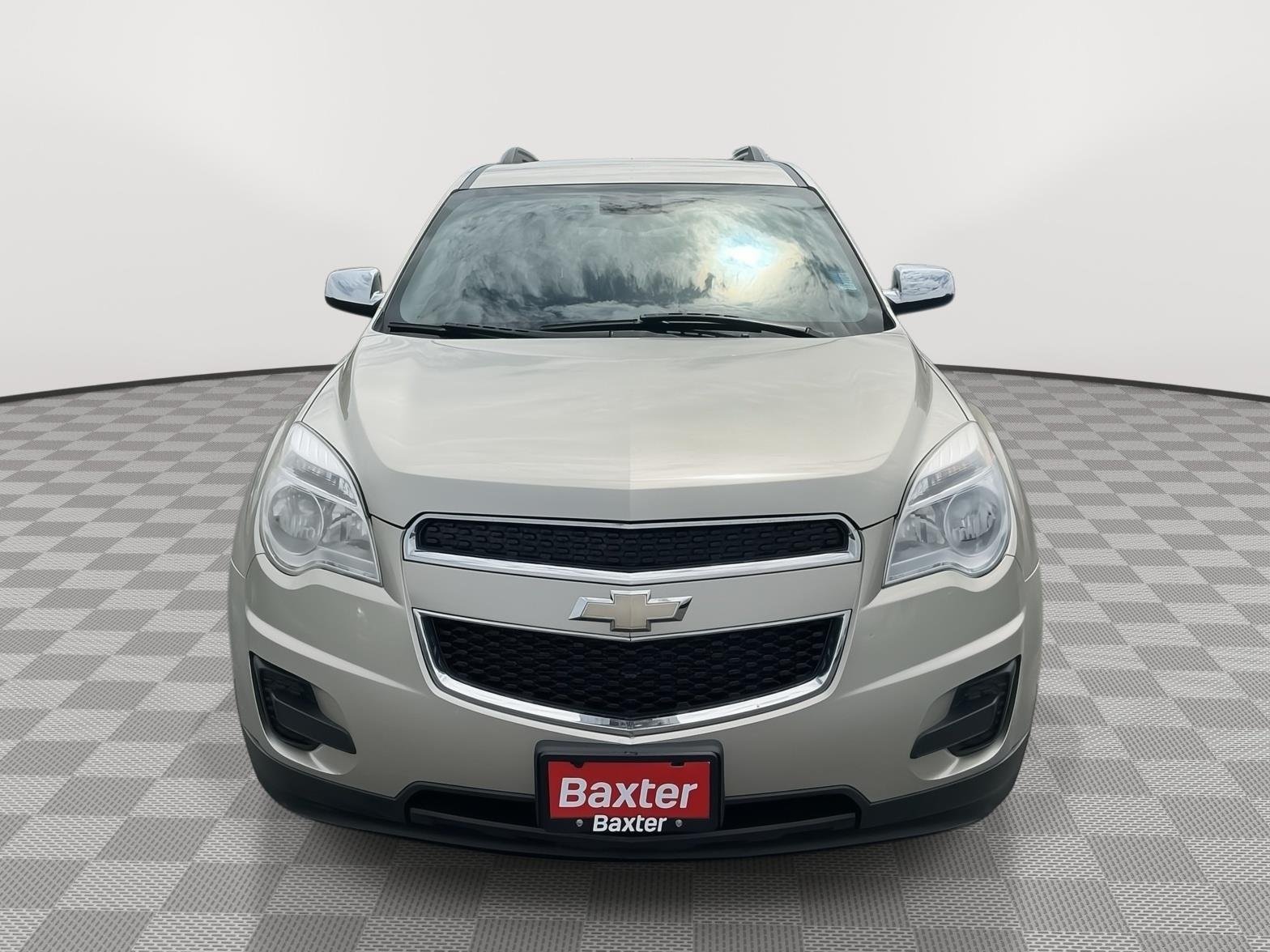 Used 2015 Champagne Silver Metallic Chevrolet LT image 16