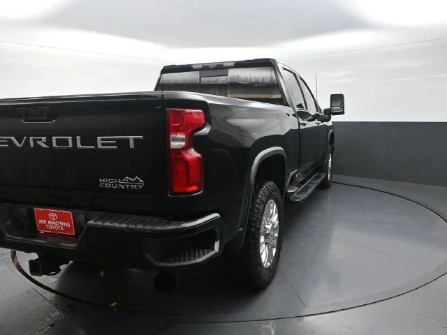 Used 2020 Black Chevrolet High Country image 8