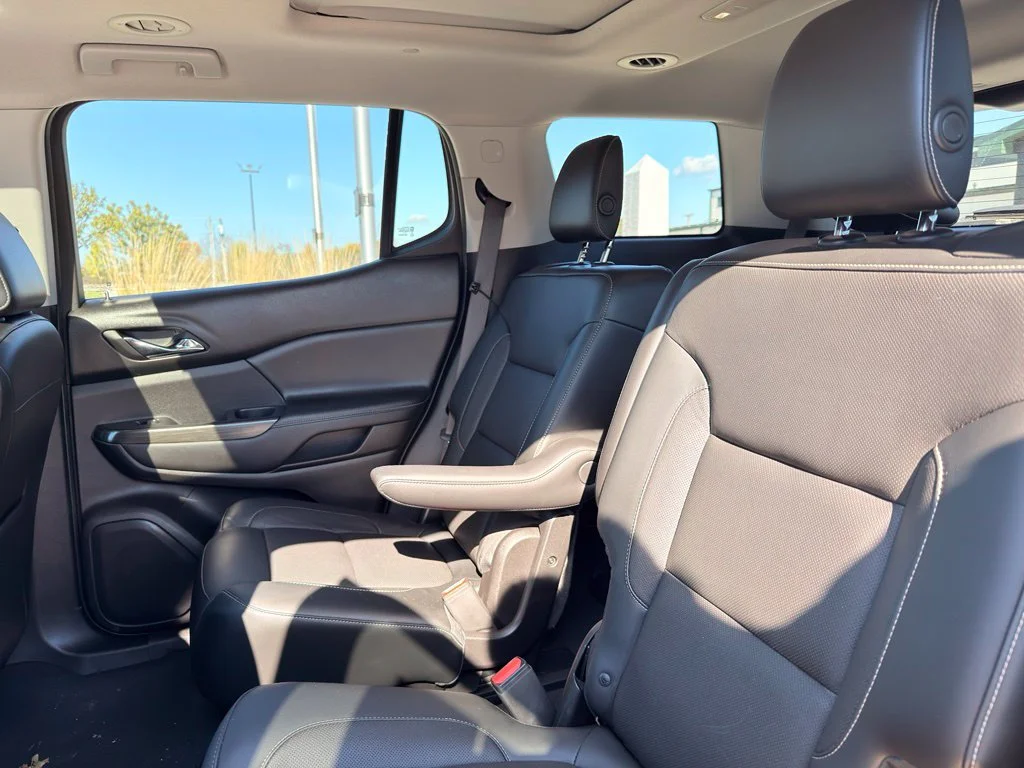 Used 2017 Red GMC SLT-1 image 5