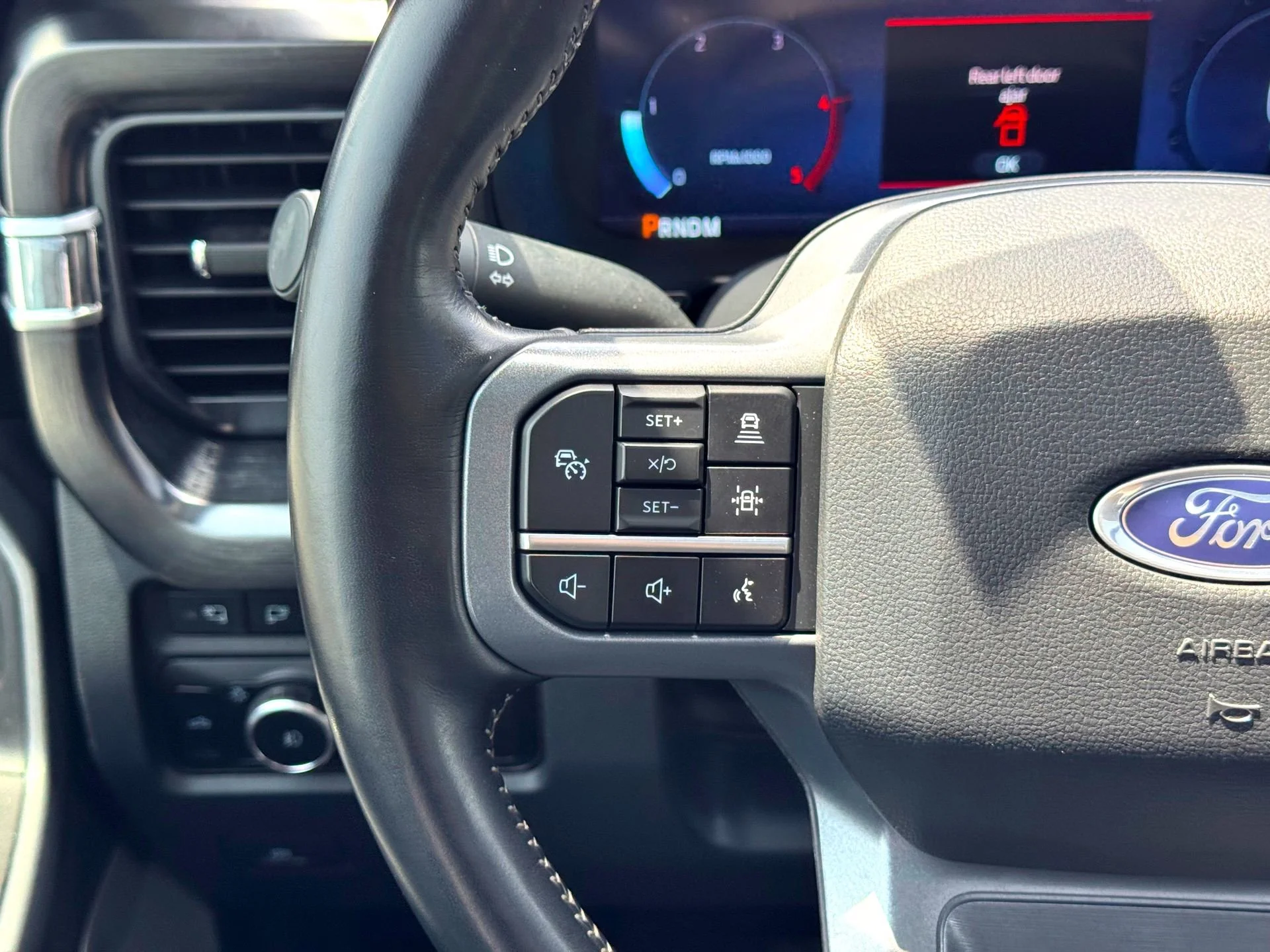 Used 2024 White Ford Lariat image 23