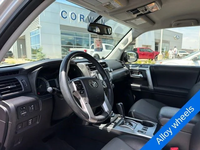 Used 2018 Classic Silver Metallic Toyota SR5 Premium image 17