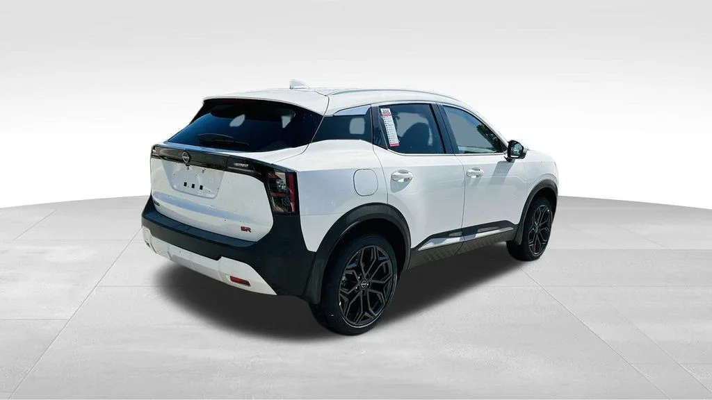2026 Nissan KICKS SR - Photo 8