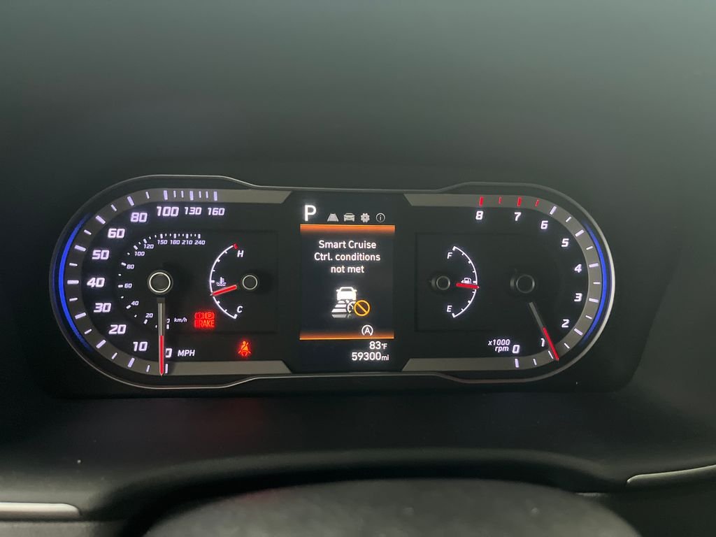 Used 2024 Black Hyundai SE image 17