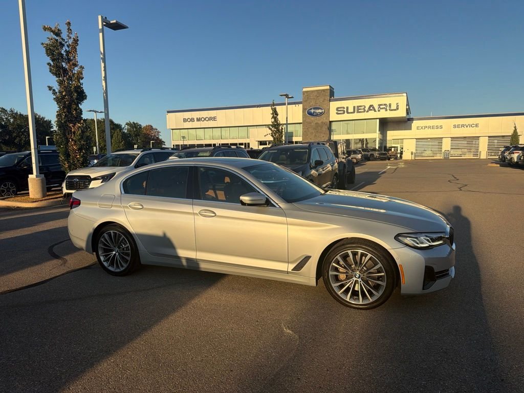 Used 2021 Silver BMW 530i image 1