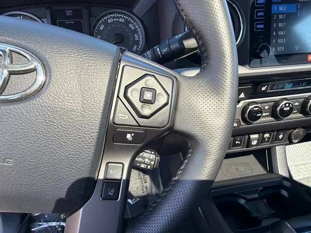 Used 2018 Inferno Red Toyota SR5 image 23