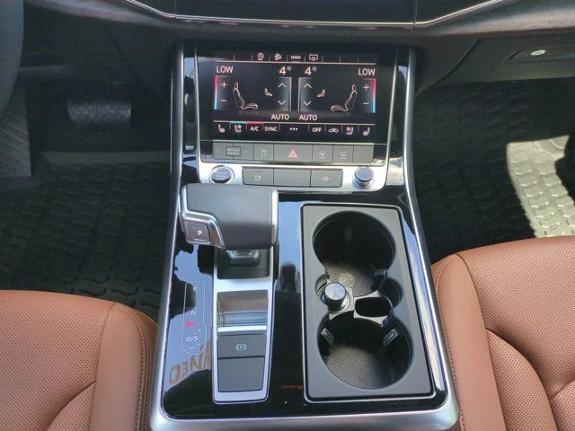 Used 2025  Audi 55 Premium Plus image 18