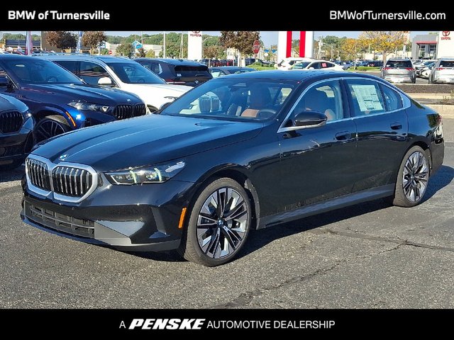 2027|BMW|5 Series|530i xDrive|4D Sedan