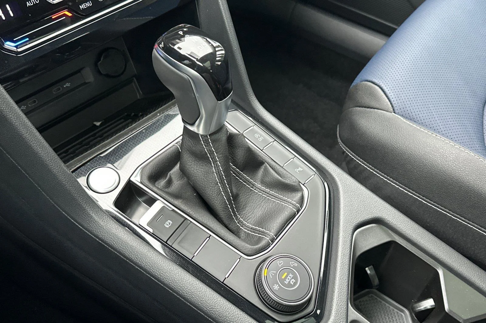 New 2026 Monument Gray Volkswagen SEL image 22